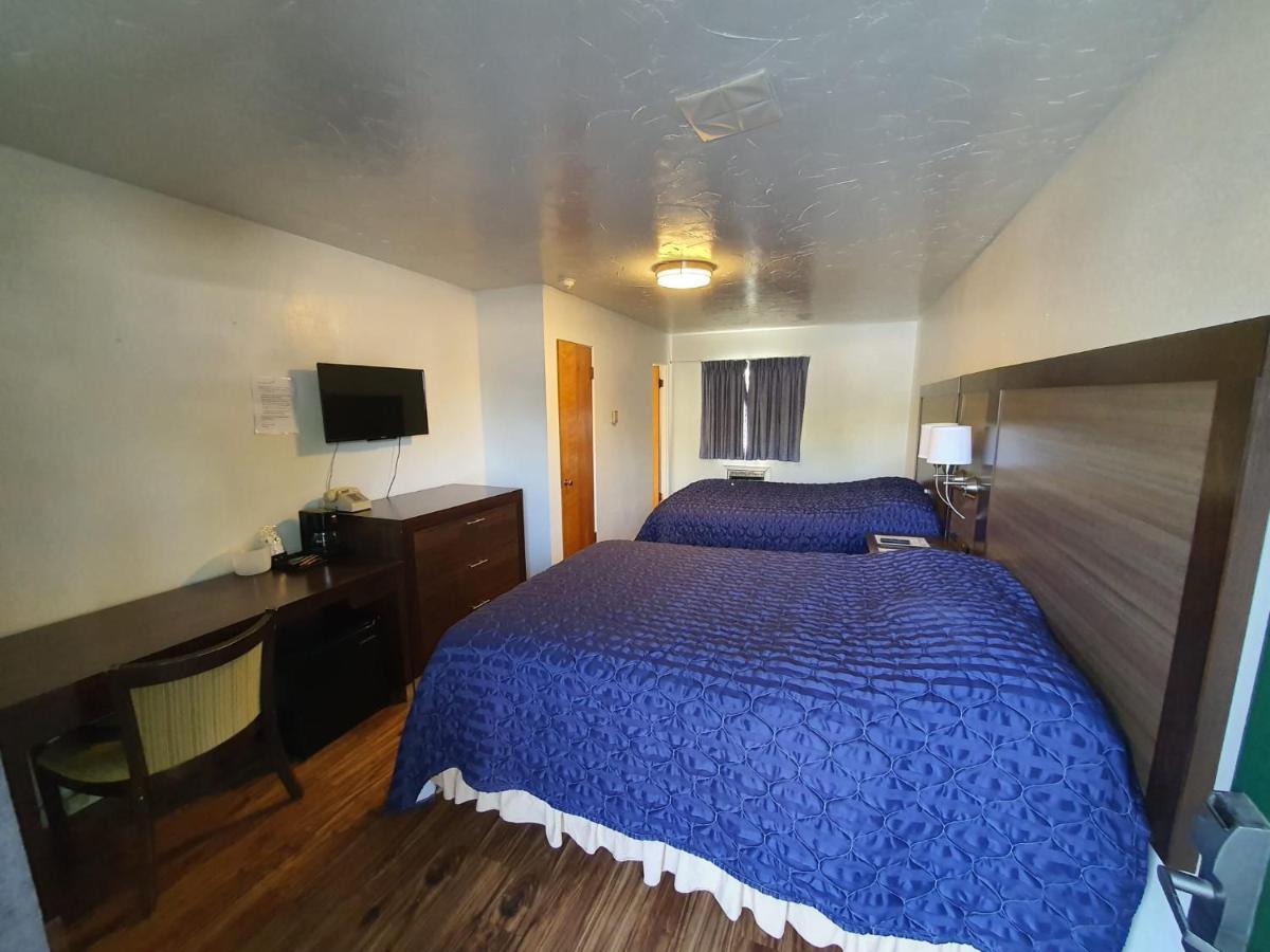 Sunrise Motor Inn Cody Kültér fotó