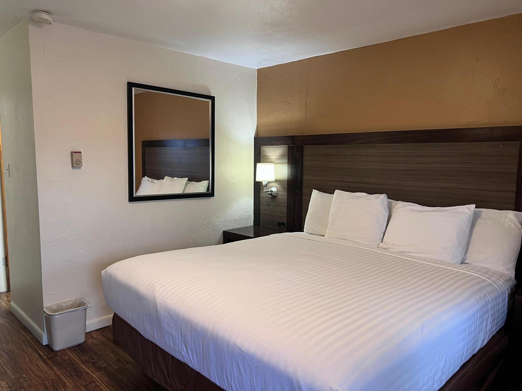 Sunrise Motor Inn Cody Kültér fotó