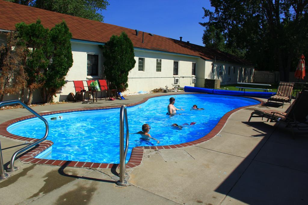 Sunrise Motor Inn Cody Kültér fotó