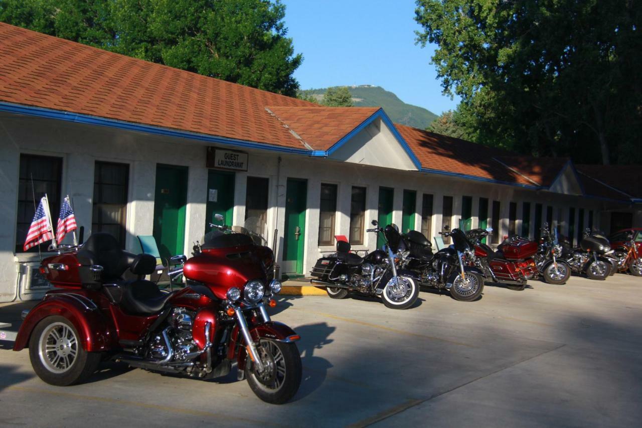 Sunrise Motor Inn Cody Kültér fotó
